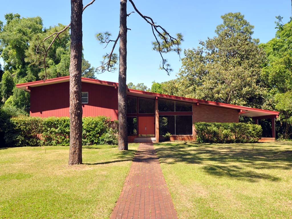 1956  1712 Country Club, Wilmington NC. Destroyed around 2012.