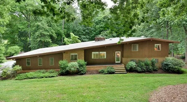 The Warren House