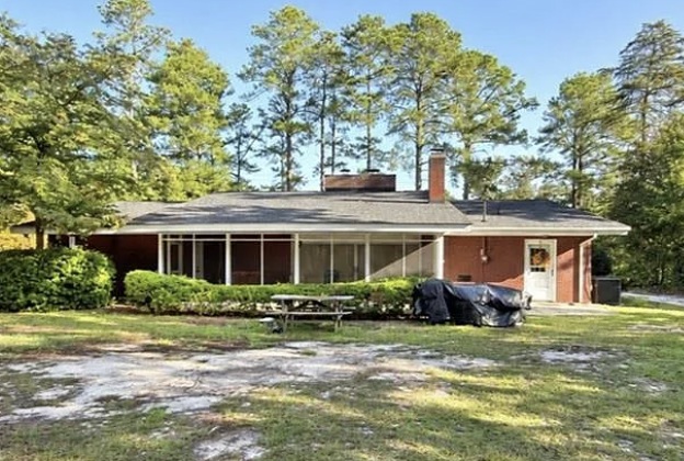 The Warren H. and Marion Lee McCown Steed Residence
