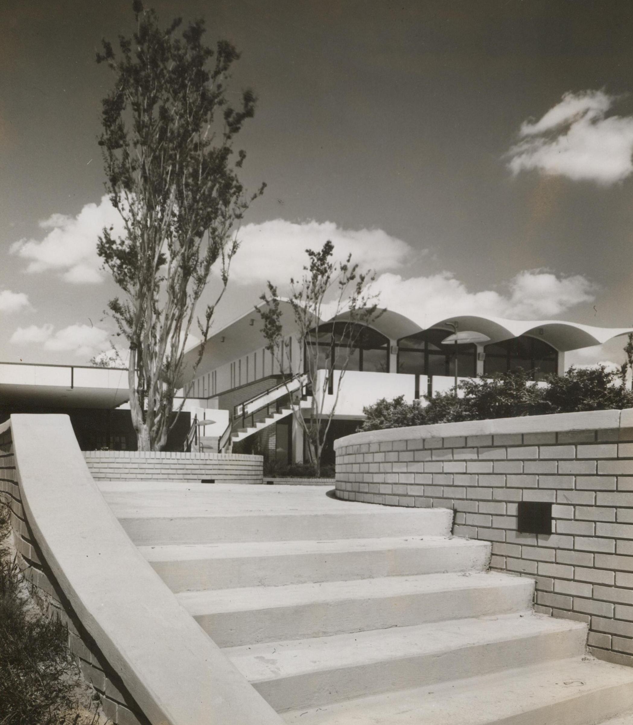 Dorton Arena in Raleigh is one of the best examples of modern American  architecture.